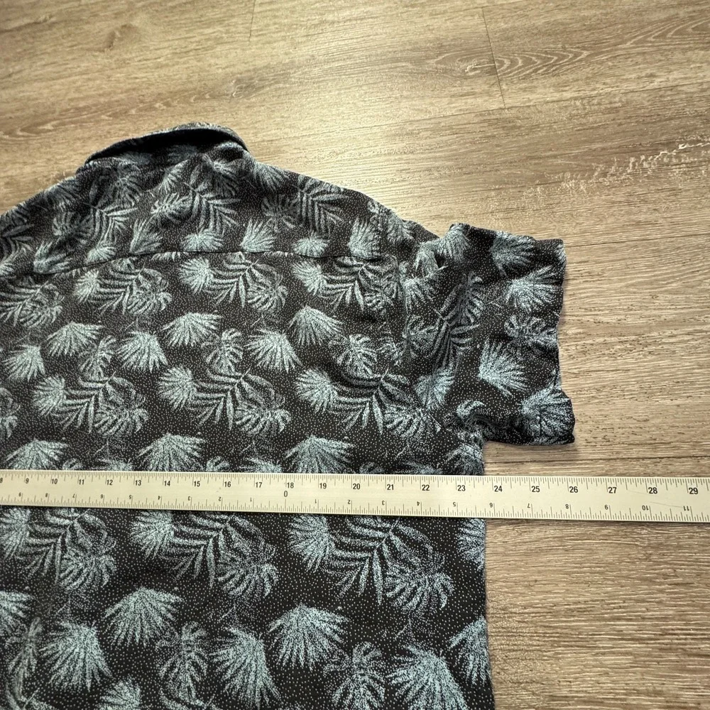 Nat Nast Shirt Mens Large Blue Silk Blend Short Sleeve Hawaiian Button Up Floral